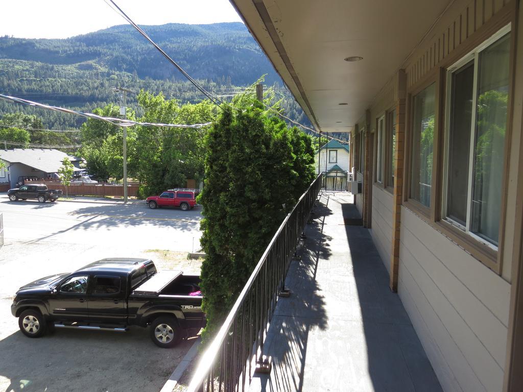 Rest Inn Lytton Extérieur photo